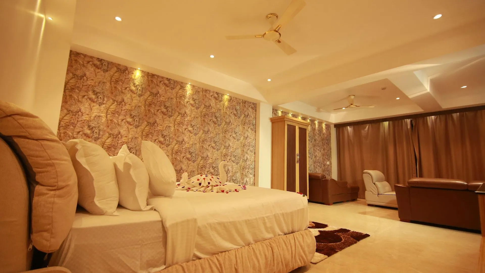 ***** Hotel Parakkat Nature Resorts Munnar India