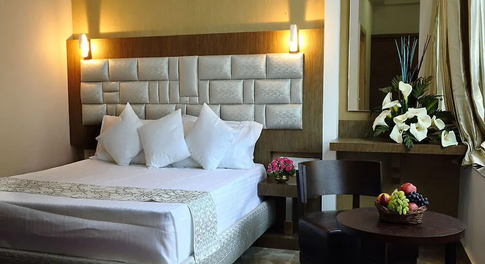 Hotel Parakkat Nature Resorts Munnar